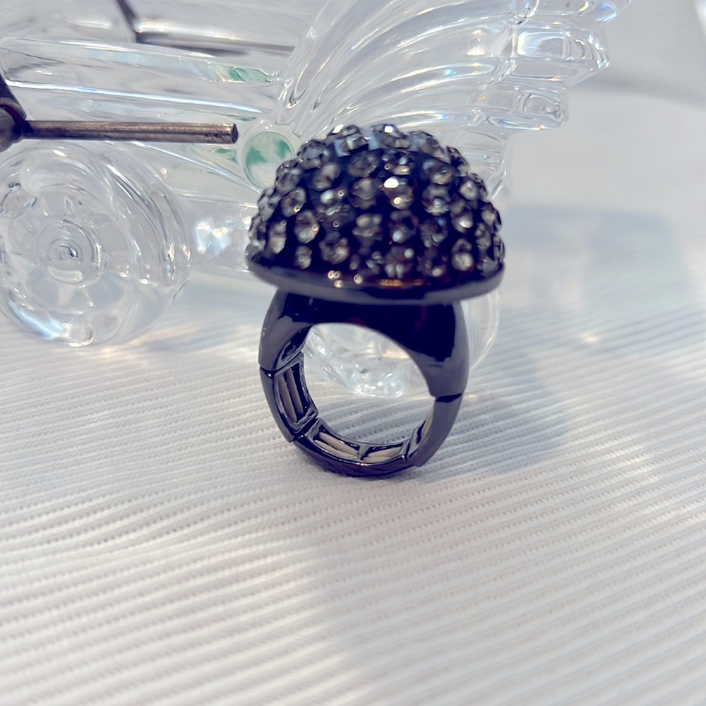 Fun and Funky Ring’s - Picture 3 of 6